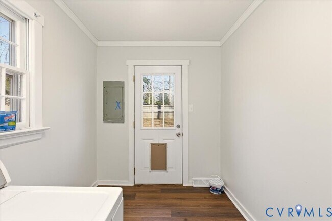 Building Photo - 115 Big Meadows Terrace