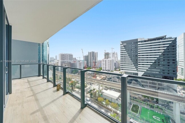 Building Photo - 88 SW 7th St