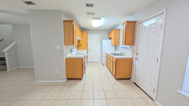 Building Photo - 3613 N Arroyo Park Ln