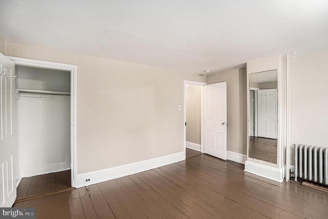 Building Photo - 363 Spring Mill Ave