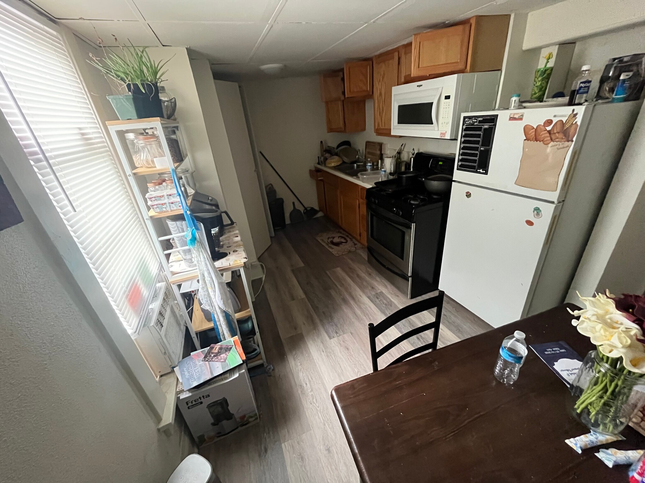 Kitchen - 773 Garrison Ave