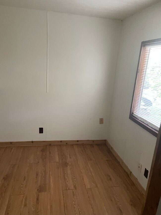 Building Photo - 3818 Co Rd 826