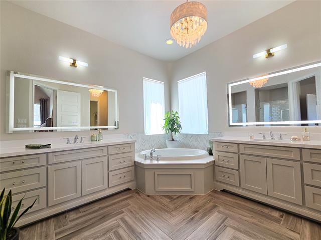 Building Photo - 3897 Washburne Dr