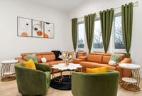 Building Photo - 3723 S Giles Ave