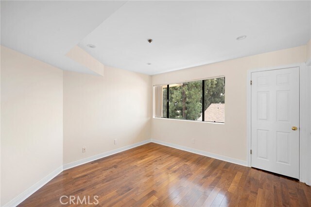 Building Photo - 1165 Linden Ave