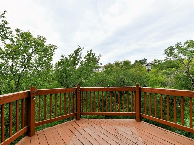 Building Photo - 10108 Talleyran Dr