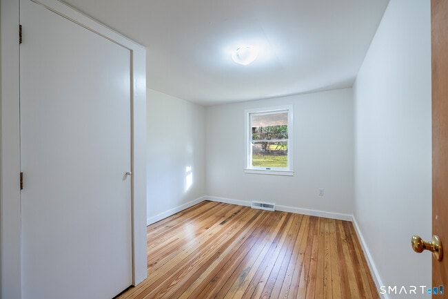 Building Photo - 1 Long Wall Rd