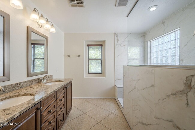 Building Photo - 3484 E Gary Way