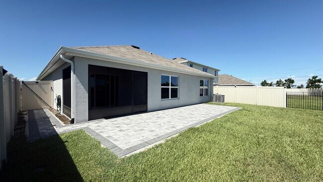 Building Photo - 12122 Sirena Cv