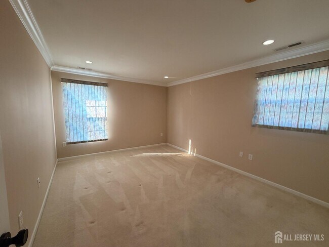 Building Photo - 87 Timberhill Dr