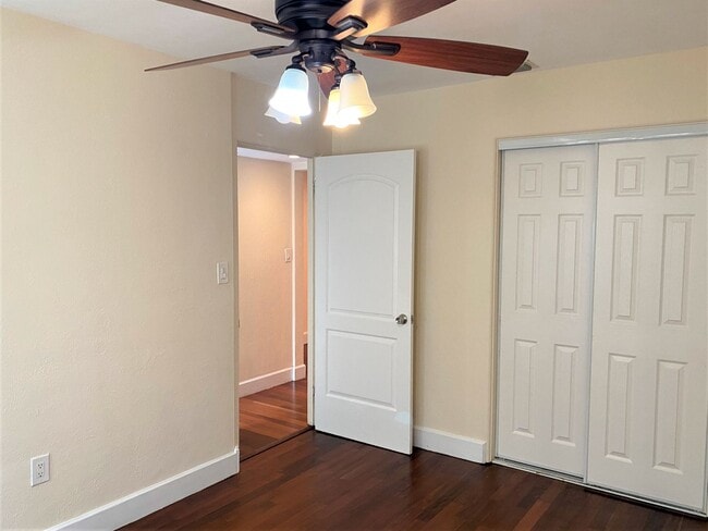 Building Photo - 2/1 Single Family Home in College Park