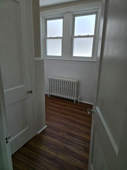 Building Photo - 1772 Ferndale Ave