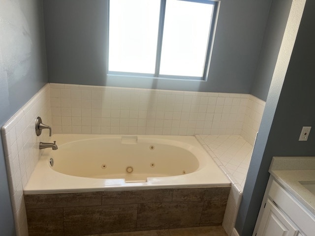 Building Photo - 755 E Fort Pierce Dr