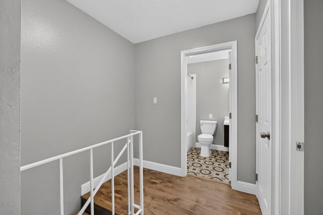 Building Photo - Charming 2-Bed Condo Retreat in Citrus Heights