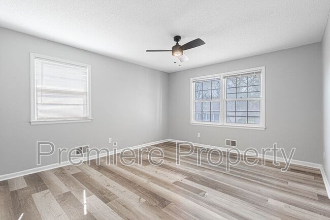 Building Photo - 11702 E 60 St