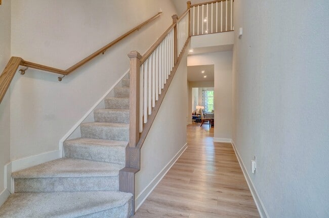 Building Photo - 528 Eldridge Ln