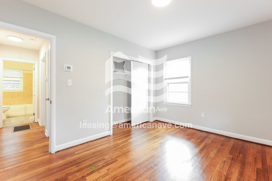 Building Photo - 276 Caulder Cir