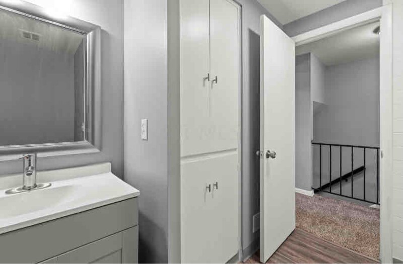 Building Photo - 2370 Woodbrook Cir S