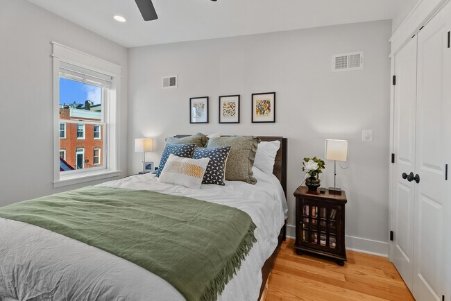 Building Photo - 531 E Fort Ave