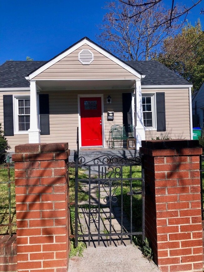 Building Photo - 1128 Sumpter St