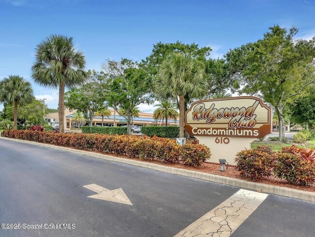 Building Photo - 730 Ridge Club Dr