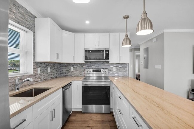 Building Photo - 388 Tuscany Ln