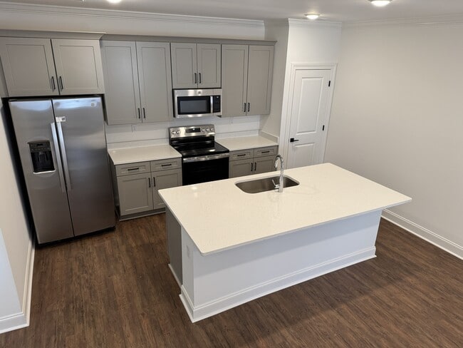 Building Photo - 671 Cottage Grv Cir