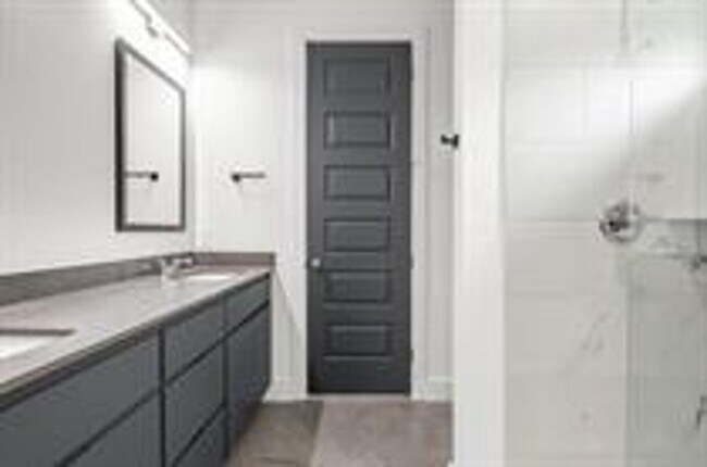 Building Photo - 4134 Jeanne Dr