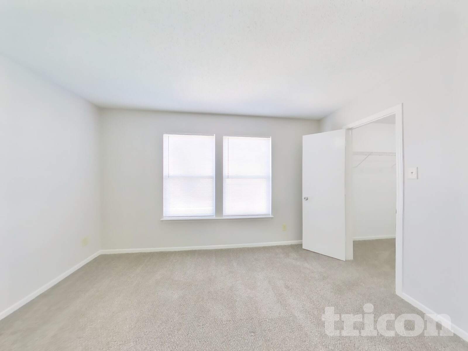 Building Photo - 5753 N Jamestown Dr
