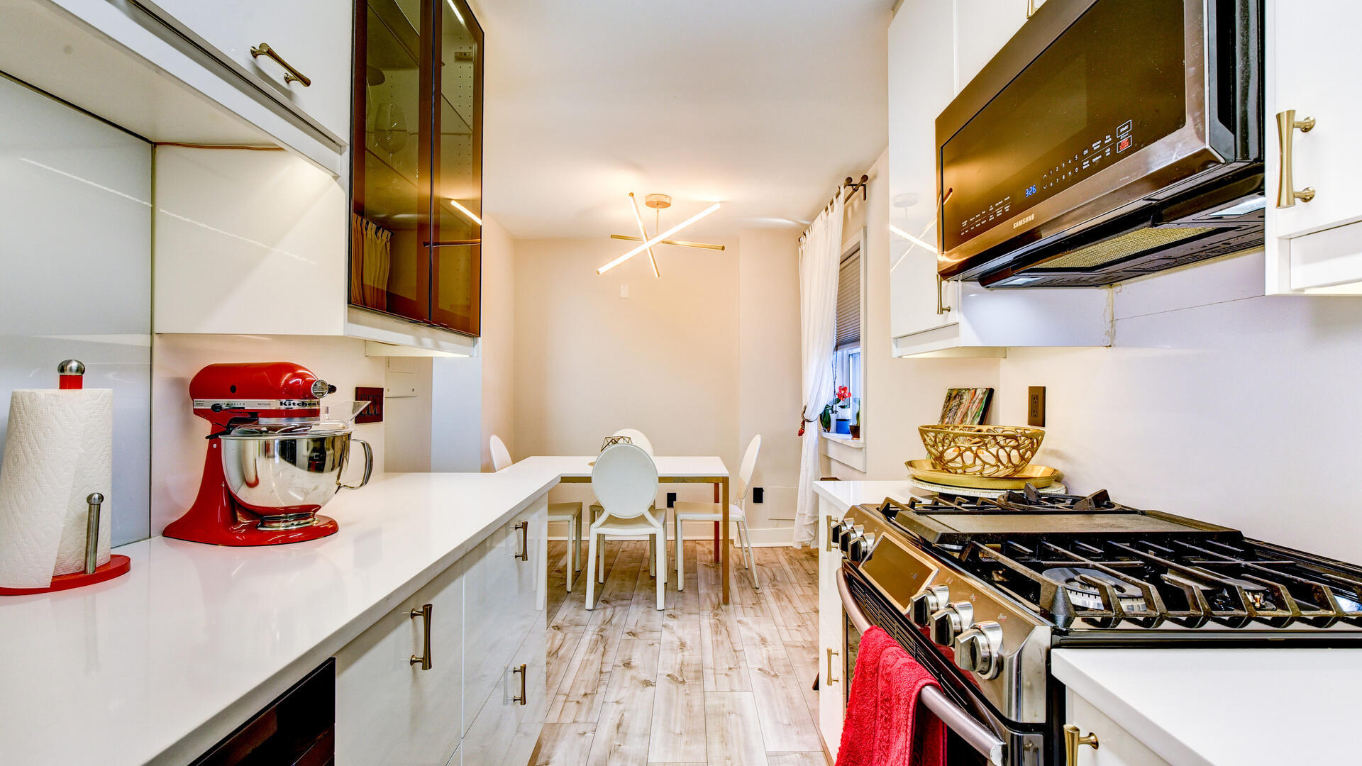 Open Floor Plan - 1504 W Terrace Cir