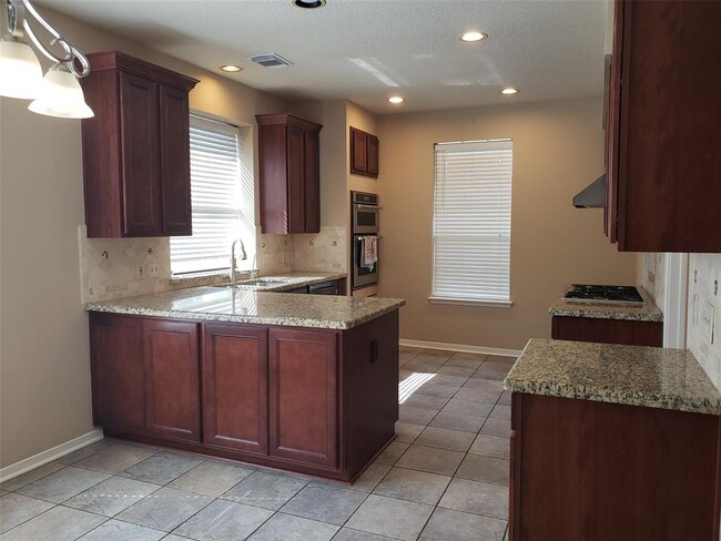 Building Photo - 12719 Reedwood Ridge Rd