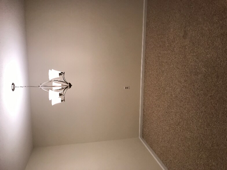 Building Photo - 34 A Padanaram Rd