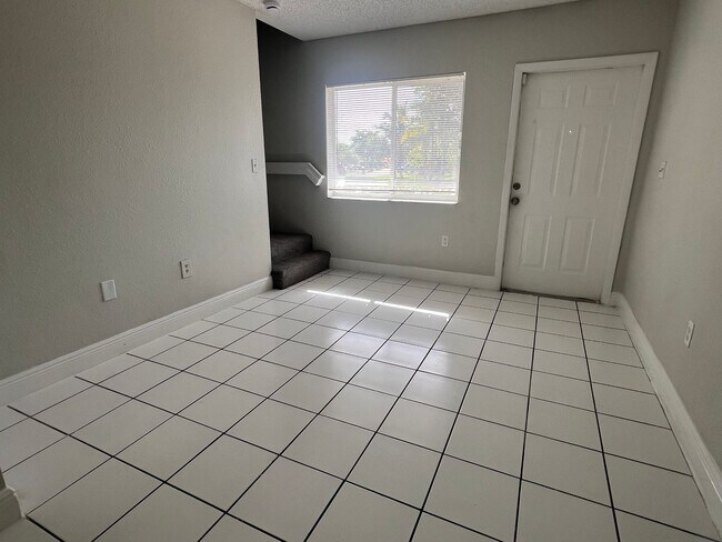 Building Photo - 3844 NW 115th Ave