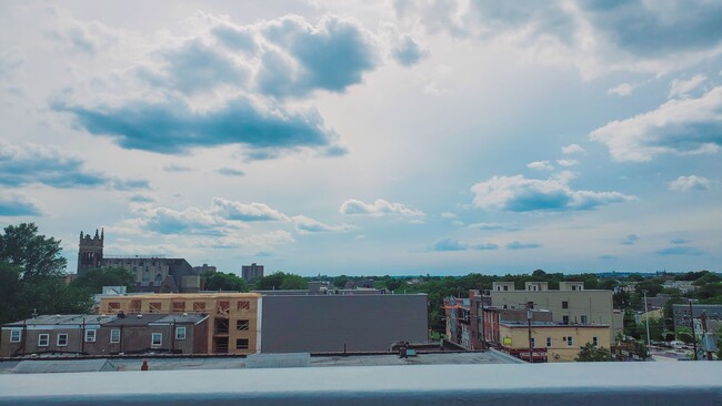 Building Photo - 3610 Haverford Ave