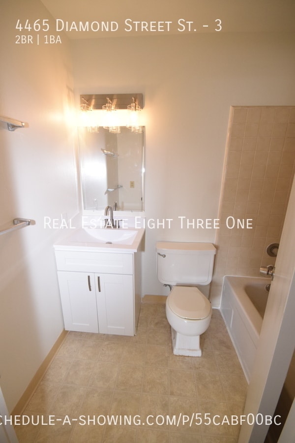 Building Photo - 4465 Diamond St