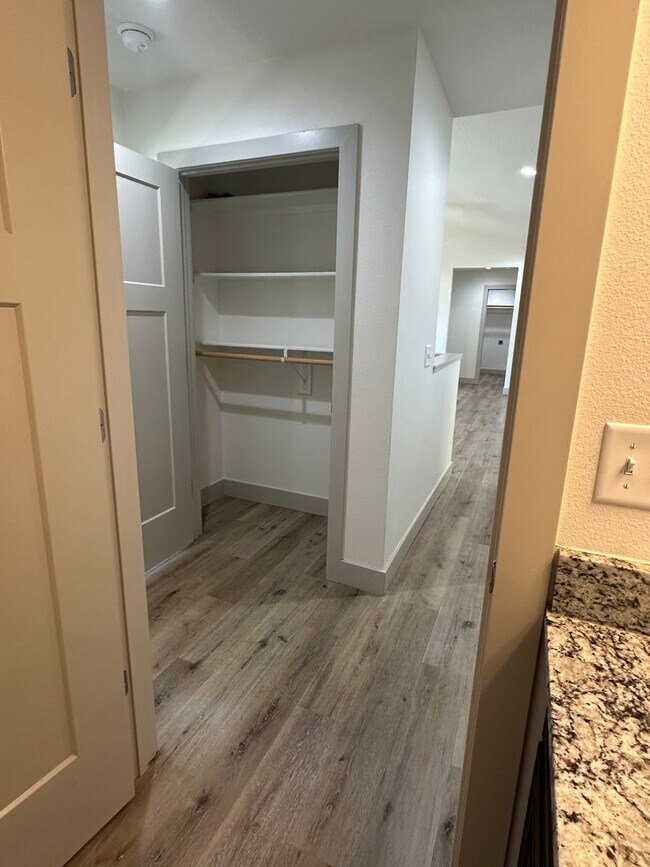 Building Photo - Now LEASING in Summit Pass! Available May 18, 2026!