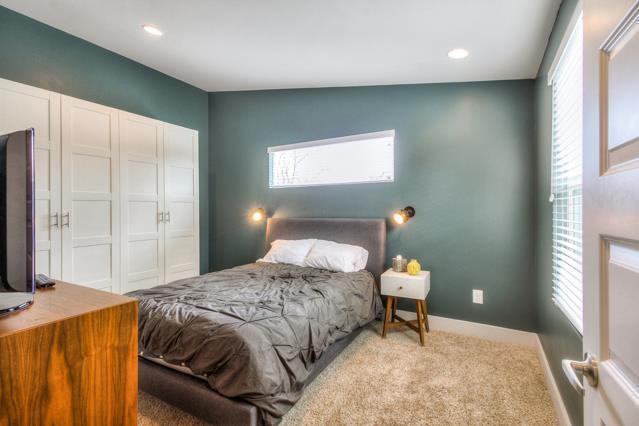 Building Photo - **NOW AVAILABLE!!  Modern 3 Bed, 2 Bath Home in East Nashville, Walkable Highland Heights Neighbo...