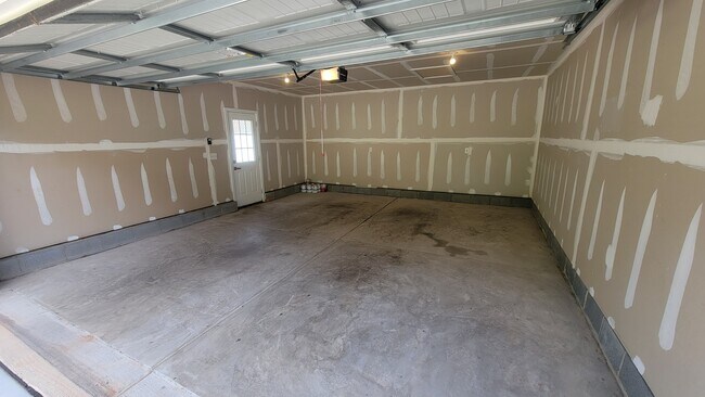Building Photo - 8817 Granby Hill Rd