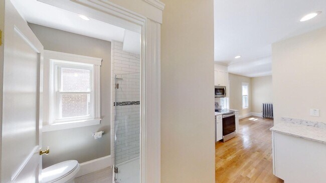 Building Photo - Deleaded * Runkle School District * 3-bed