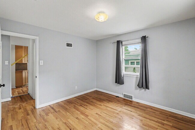 Building Photo - "Charming 3-Bed Home in Longmont – Spacious 1400 Sq Ft Living!"