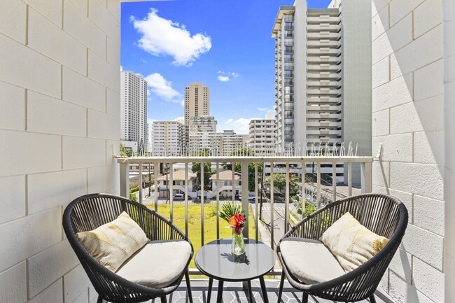 Building Photo - 249 Long Island St