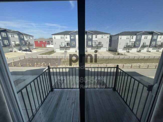 Building Photo - 2948 W New York St