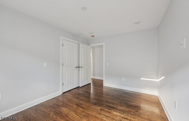 Building Photo - 139 N 15th St