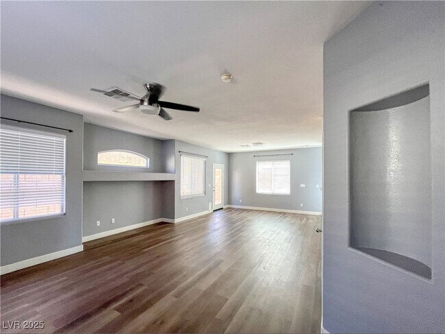 Building Photo - 8589 Peaceful Dreams St