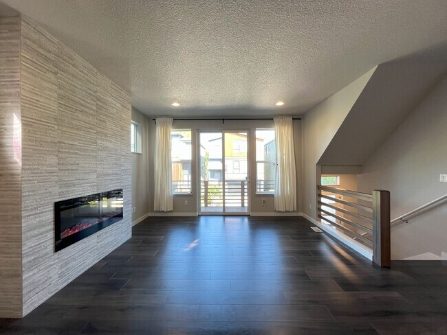 Building Photo - Three-Level Modern Living with Open Floor ...