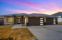Building Photo - Luxury New Construction Five Bedroom Three...