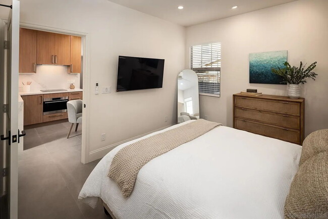 Building Photo - "Cozy 2-Bed Retreat in Chula Vista – Your Perfect California Haven! $500 OFF THE FIRST MONTH'S RE...