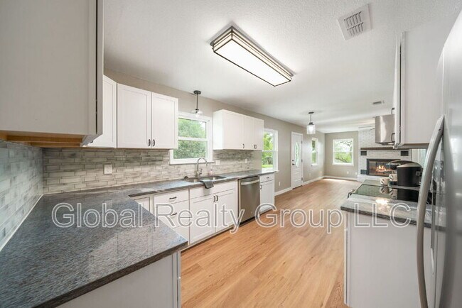Building Photo - 385 W Faust St