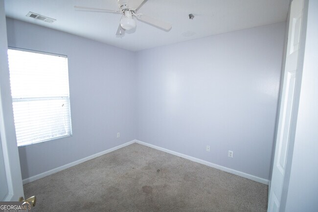 Building Photo - 8002 Ponderosa Pine Ave