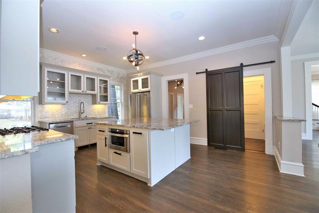 Building Photo - 5614 Swiss Ave